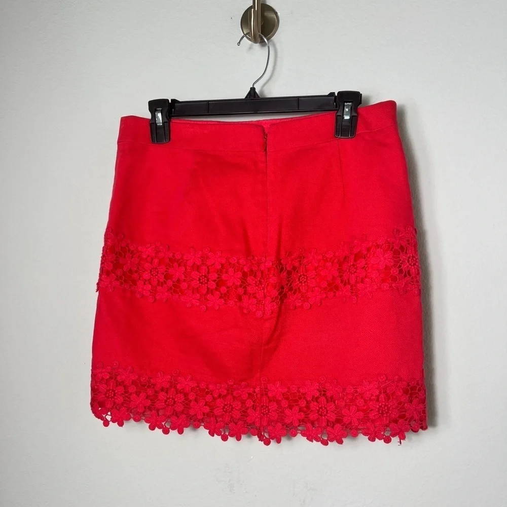 EUC J. Crew Red Daisy Floral Crochet Lace Mini Skirt Size 4 - Picture 11 of 14